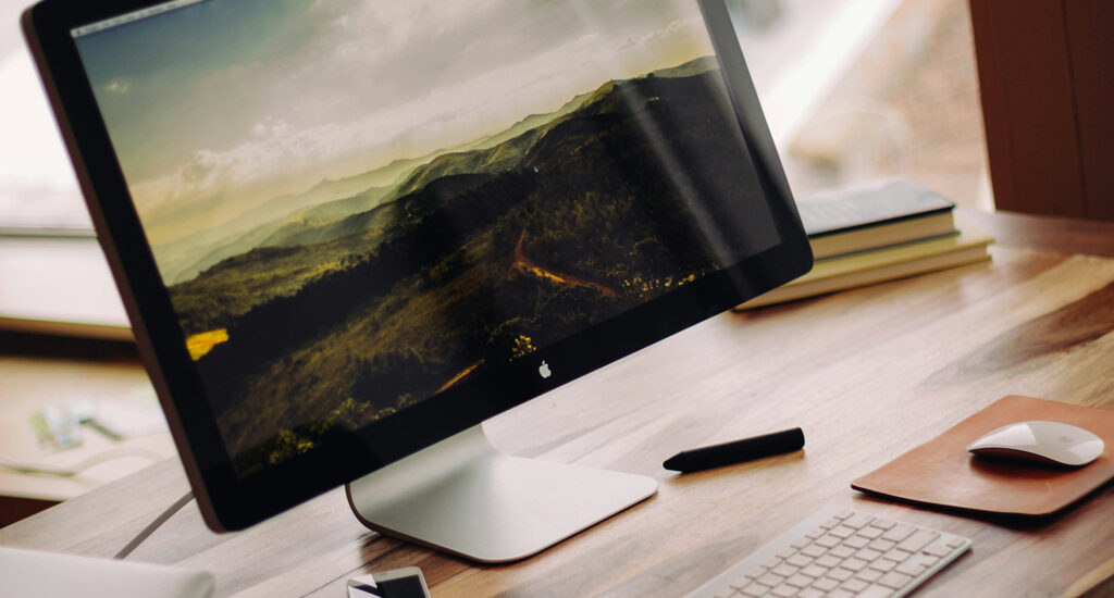 ordinateur travail mac apple proposer service Elven Guerin